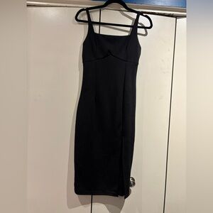 Elegant Black Sleeveless Dress
